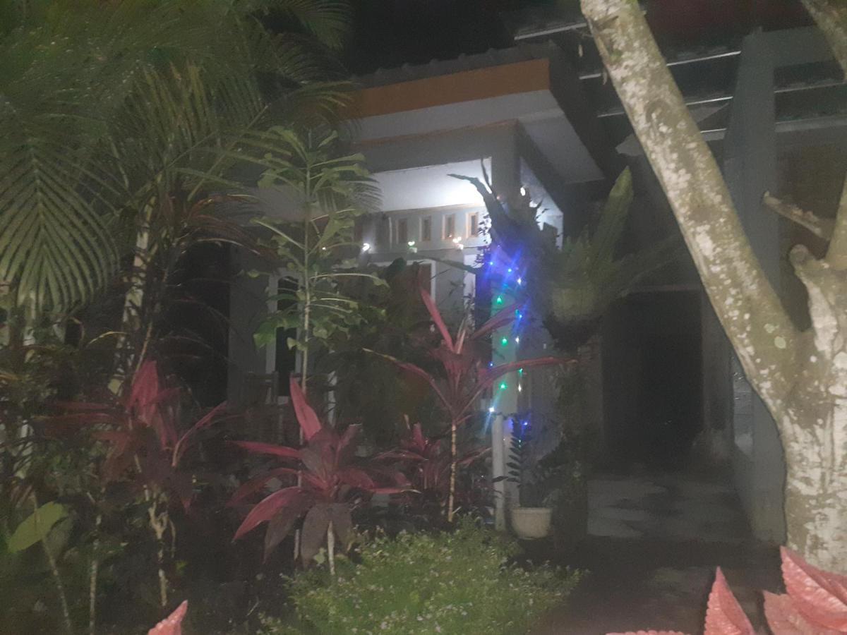 Eltari Homestay تيتيباتو المظهر الخارجي الصورة