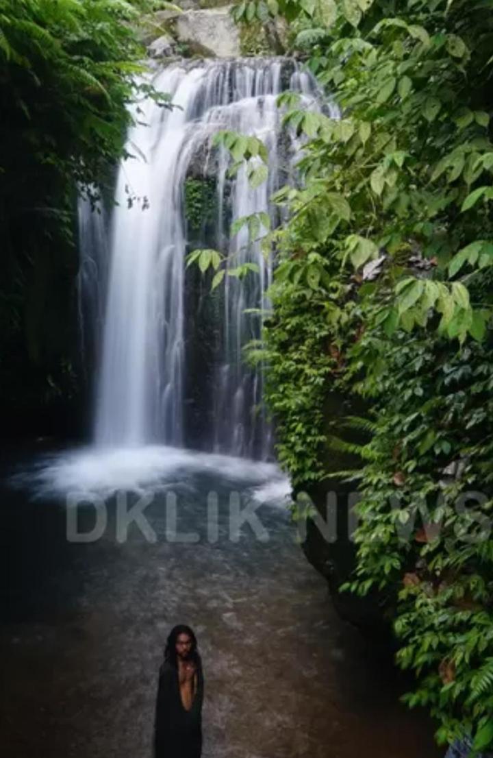 Eltari Homestay تيتيباتو الغرفة الصورة
