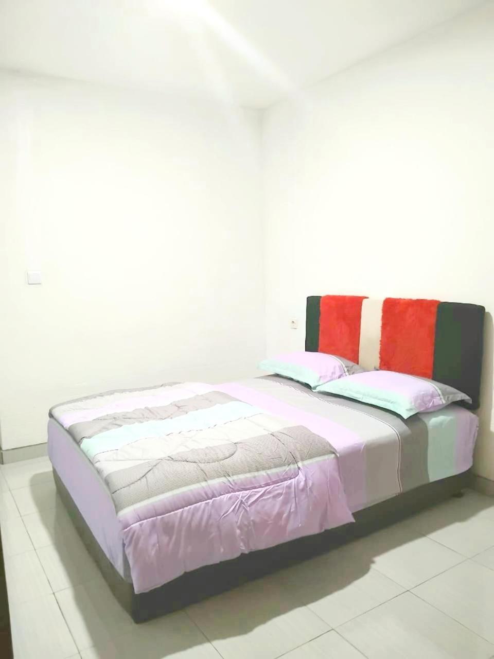 Eltari Homestay تيتيباتو الغرفة الصورة